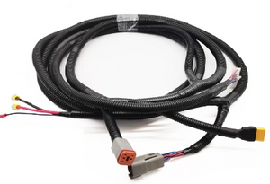 オートバイの配線キットに電力を供給するカスタム オートバイ ワイヤリング ハーネス ソリューション