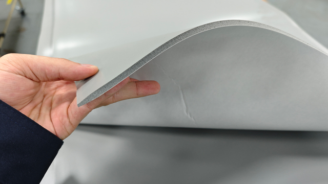 Úsáidtear Foam Silicone le haghaidh Séalaithe Cadhnra Feithiclí Nua Fuinnimh agus Battery Inslithe Teas-lasair