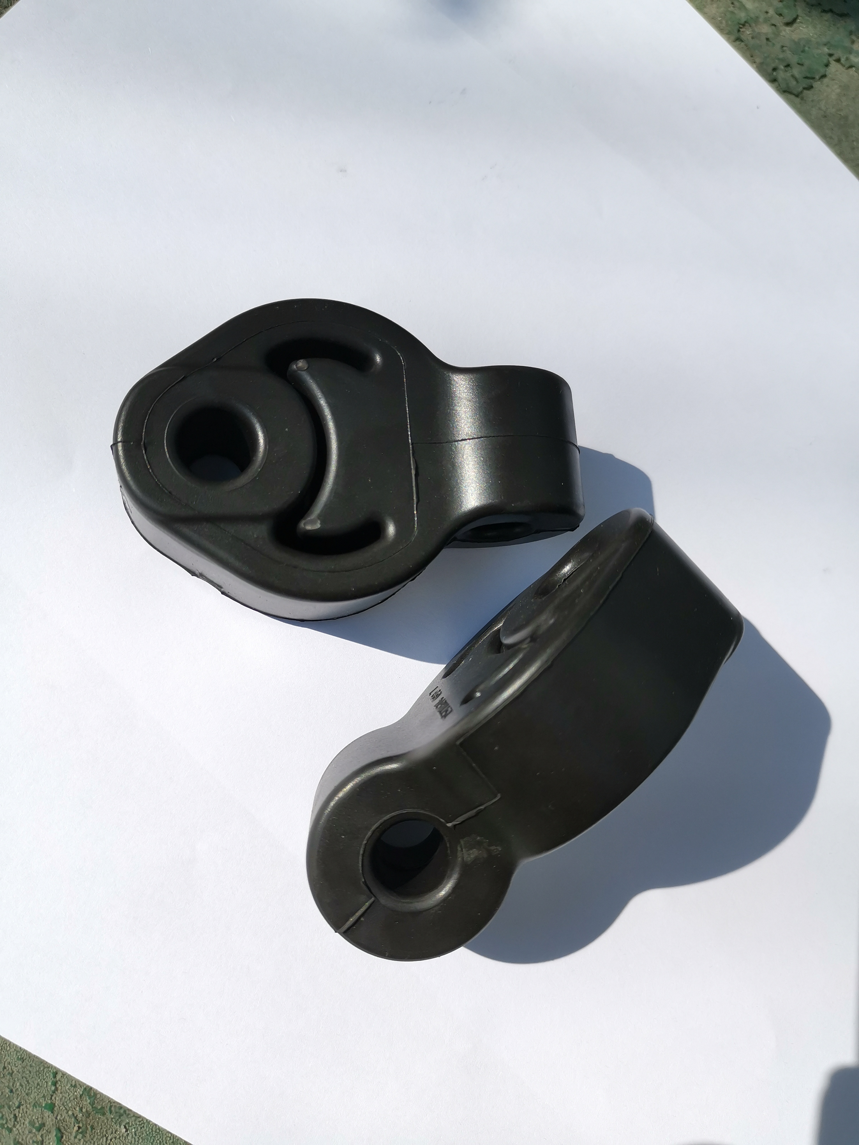 Gi&aacute; đỡ động cơ đ&uacute;c bằng cao su ch&iacute;nh x&aacute;c