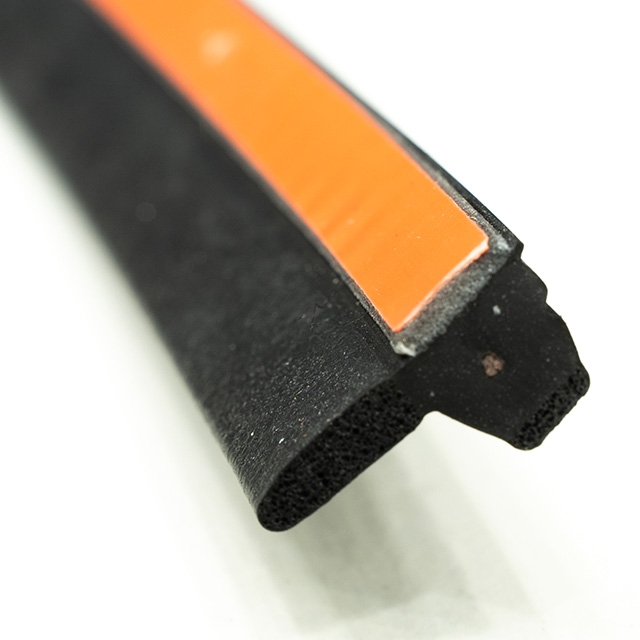 Sponge Dense Dual Durometer Co-extrusion Rubber Sealing Strip